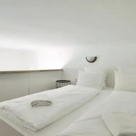 Standard By Hi5 - Wesselenyi 8 * Budapesta
